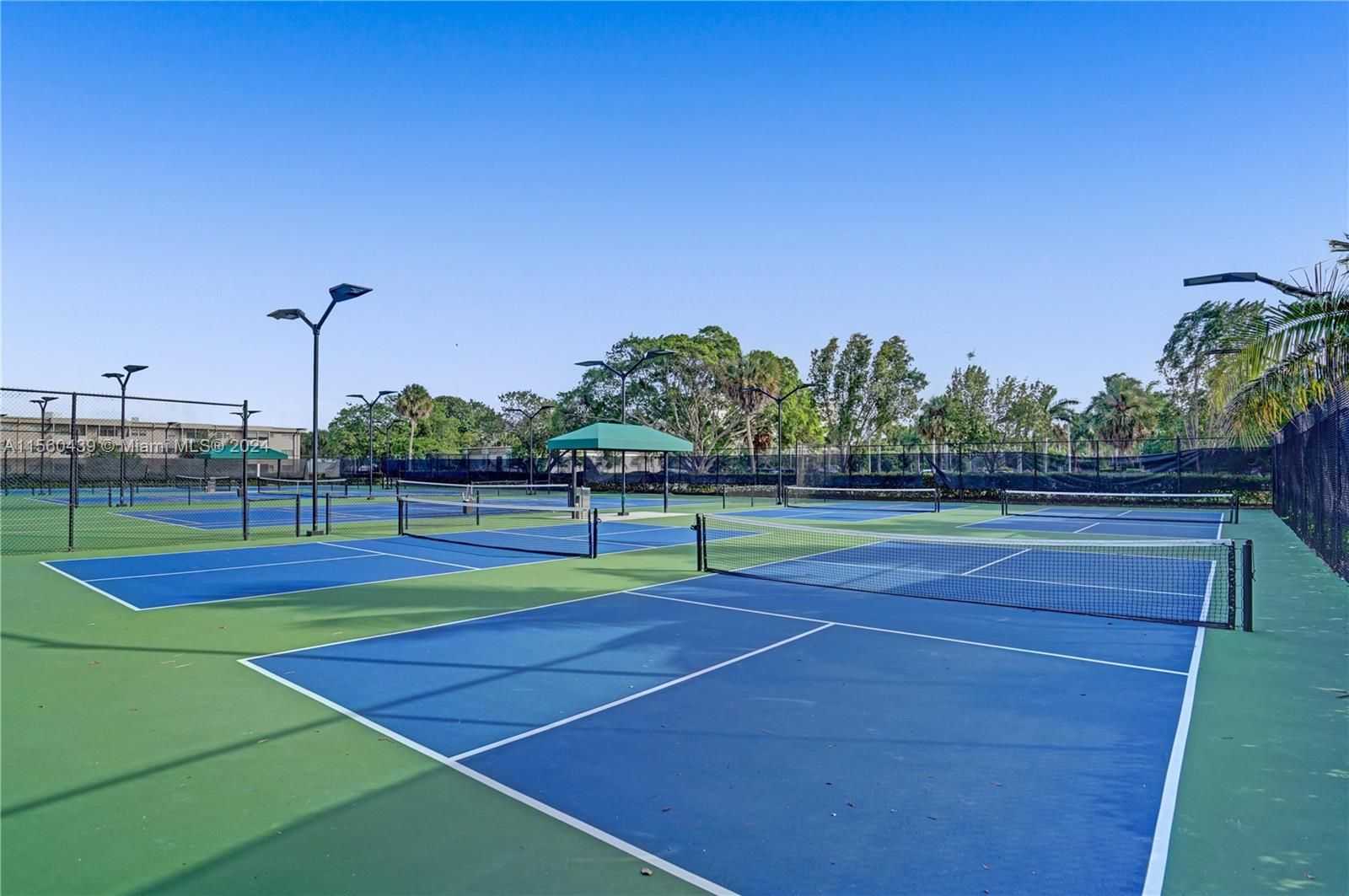 4334 Large Leaf Ln, Hollywood, Florida, 33021, United States, 6 Bedrooms Bedrooms, ,4 BathroomsBathrooms,Residential,For Sale,4334 Large Leaf Ln,1500872