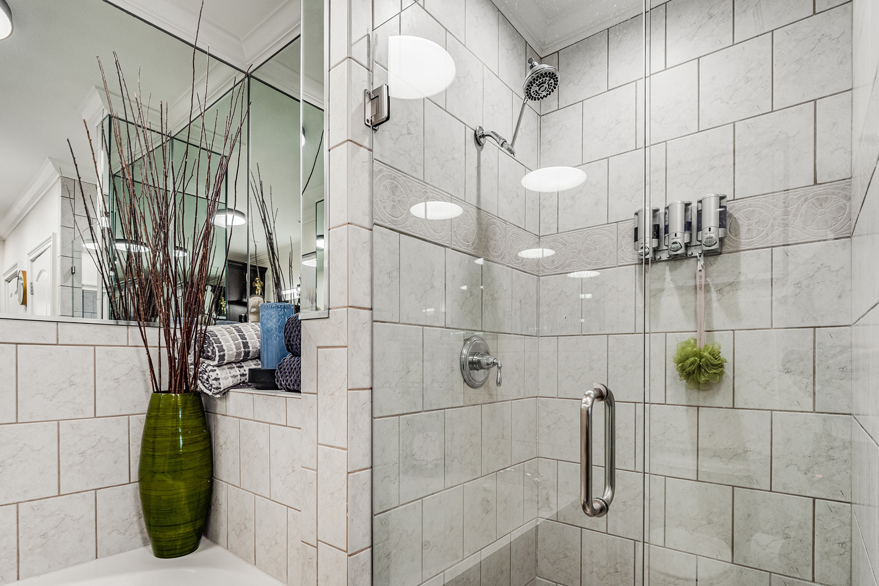  Fully Updated Condo in Ideal Intown Location - 物件實景