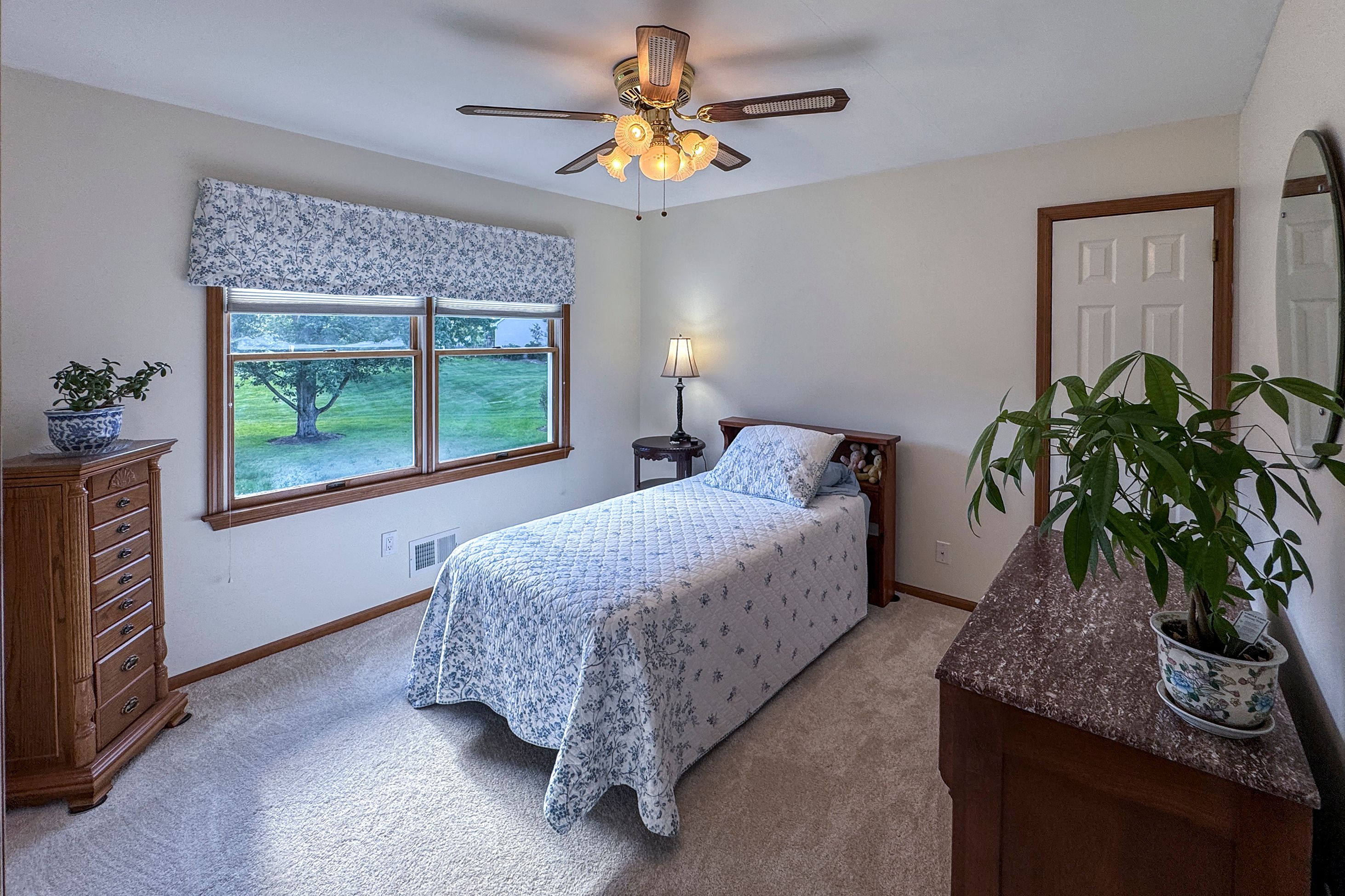  Renovated Kitchen, Five Bedrooms and Outdoor Spaces to Enjoy - 物件實景