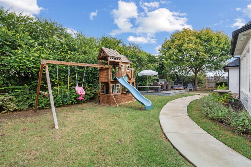 Waxahachie, Texas, 75165, United States, 3 Bedrooms Bedrooms, ,3 BathroomsBathrooms,Residential,For Sale,1987029