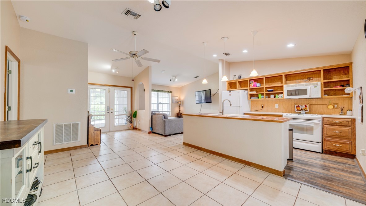 Lehigh Acres, Florida, 33972, United States, 3 Bedrooms Bedrooms, ,2 BathroomsBathrooms,Residential,For Sale,1942562