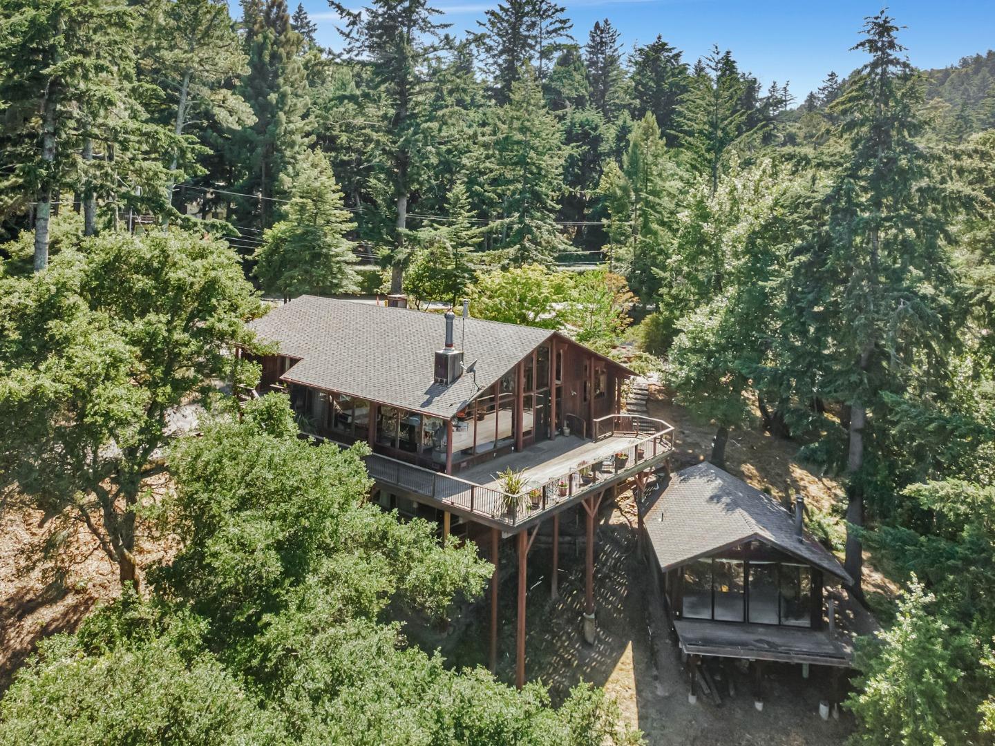 Woodside, California, 94062, United States, 3 Bedrooms Bedrooms, ,4 BathroomsBathrooms,Residential,For Sale,1848969
