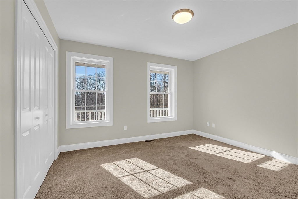 Leominster, Massachusetts, 01453, United States, 3 Bedrooms Bedrooms, ,2 BathroomsBathrooms,Residential,For Sale,1826440