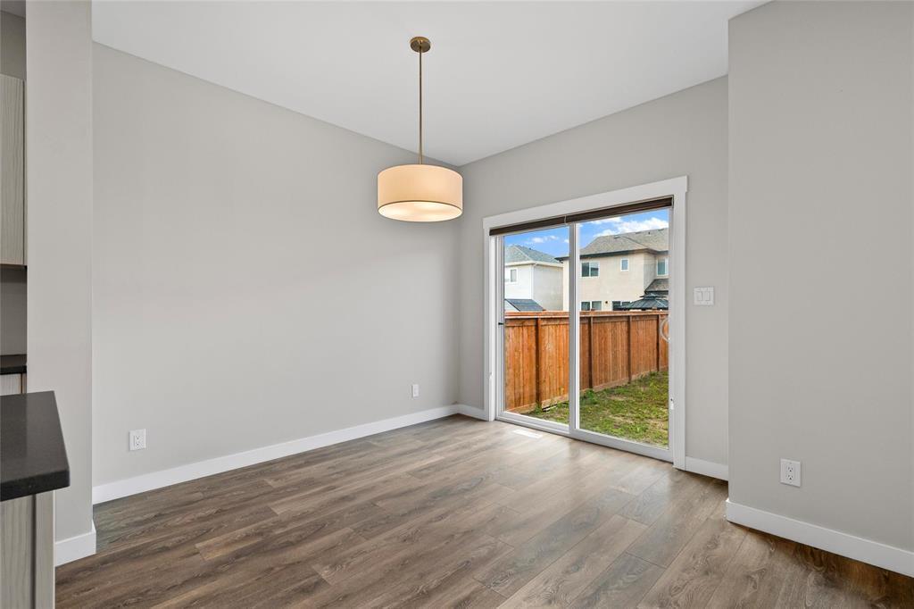 WINNIPEG, Manitoba, R2V 5C8, CA, 3 Bedrooms Bedrooms, ,2 BathroomsBathrooms,Residential,For Sale,1947801