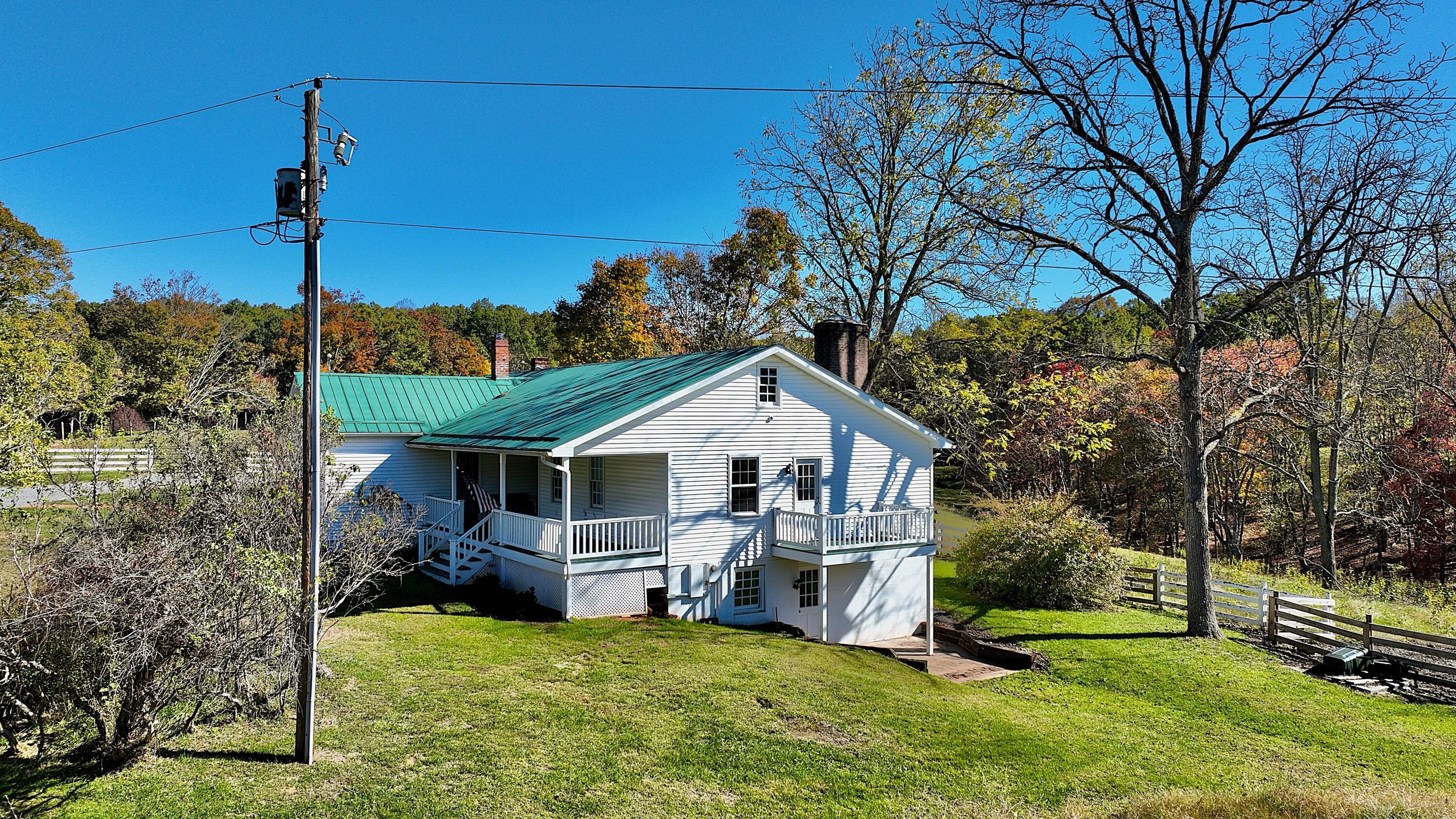 5557 Flat Mountain Rd, Alderson, West Virginia, 24910, United States, 3 Bedrooms Bedrooms, ,4 BathroomsBathrooms,Residential,For Sale,5557 Flat Mountain Rd,1644446
