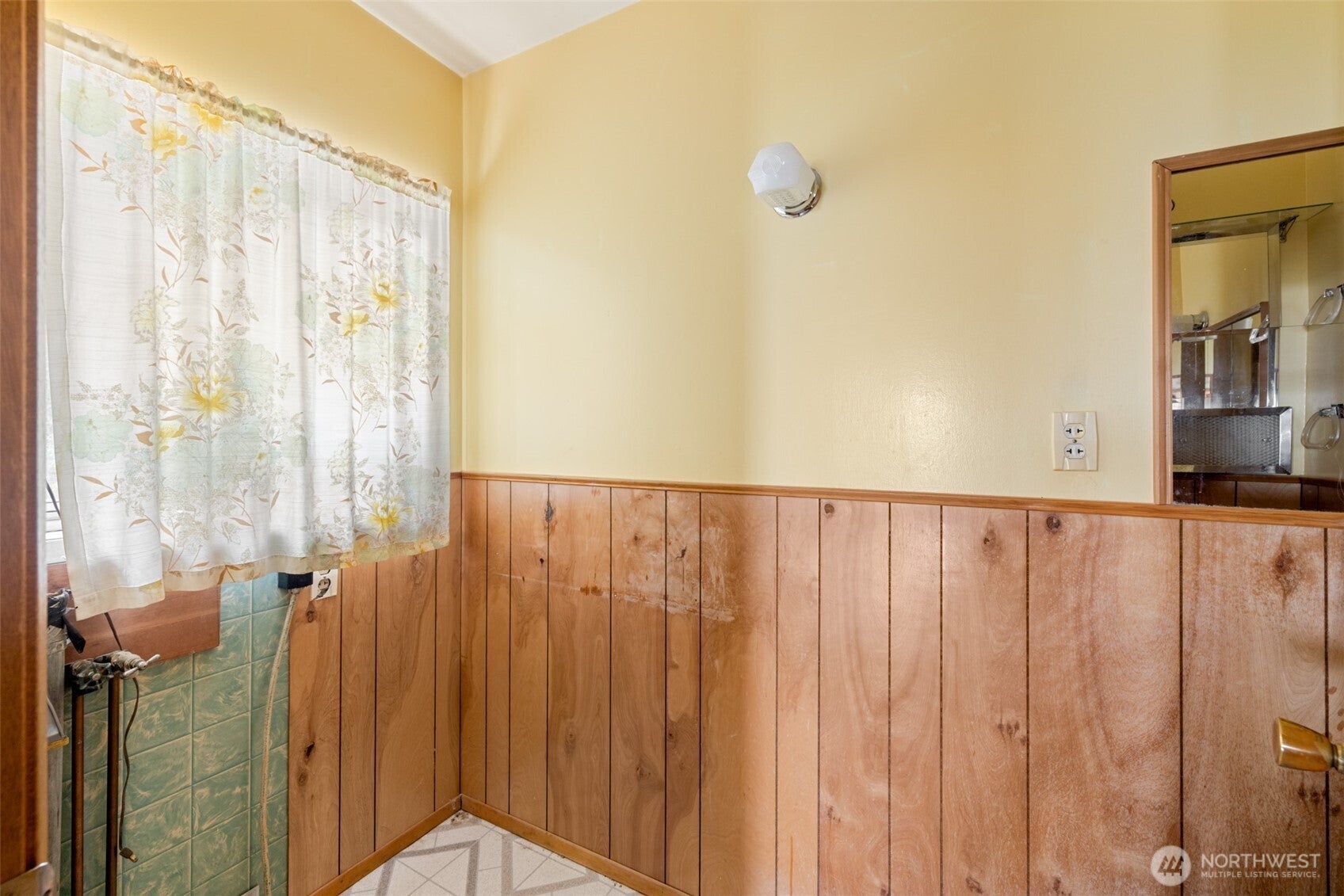 Sequim, Washington, 98382, United States, 3 Bedrooms Bedrooms, ,2 BathroomsBathrooms,Residential,For Sale,1984397