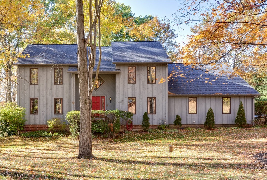 Aurora, Ohio, 44202, United States, 4 Bedrooms Bedrooms, ,3 BathroomsBathrooms,Residential,For Sale,1988003