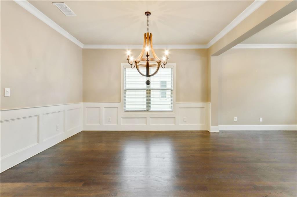 Atlanta, Georgia, 30341, United States, 5 Bedrooms Bedrooms, ,5 BathroomsBathrooms,Residential,For Sale,1845419