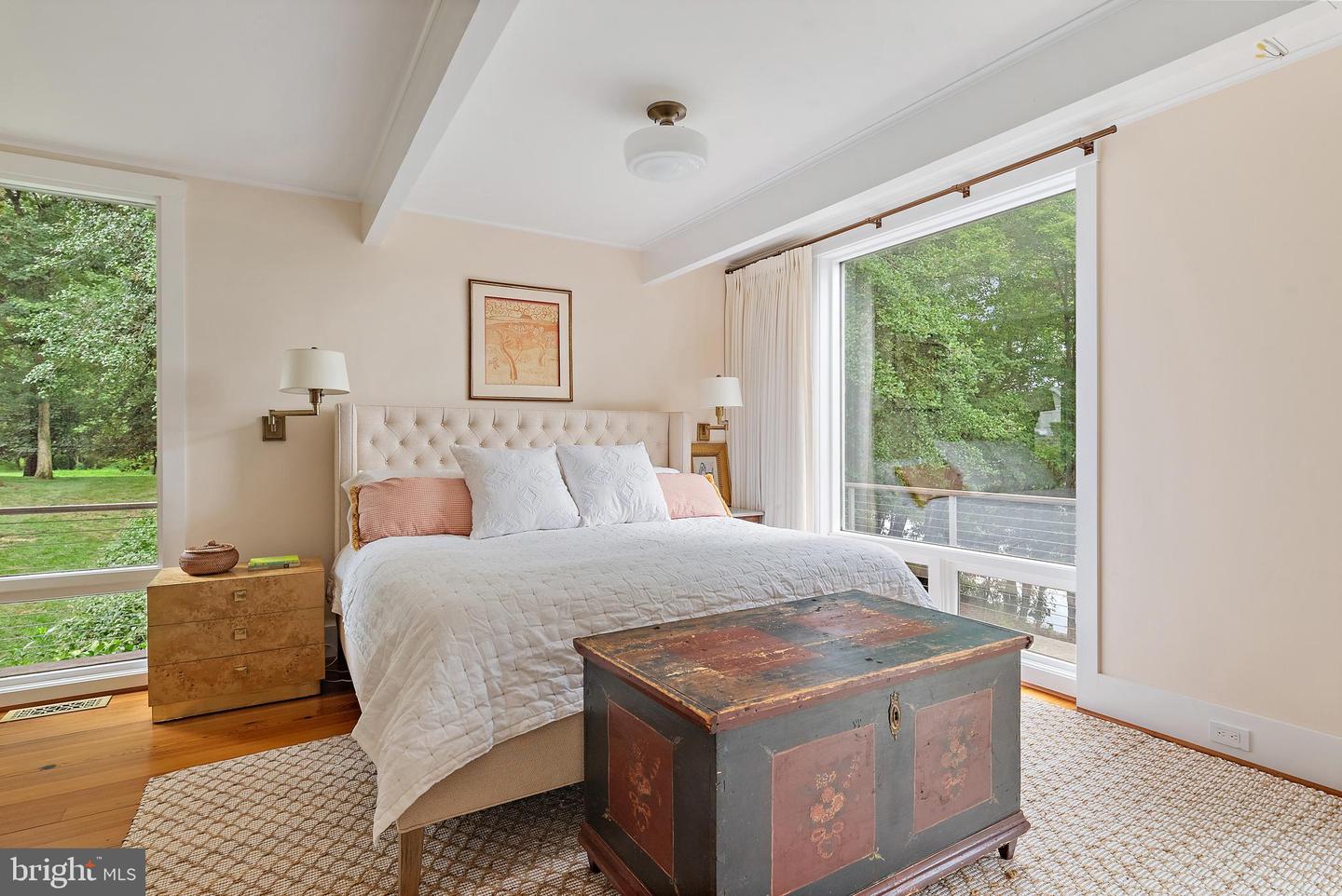 Annapolis, Maryland, 21403, United States, 5 Bedrooms Bedrooms, ,4 BathroomsBathrooms,Residential,For Sale,1895368