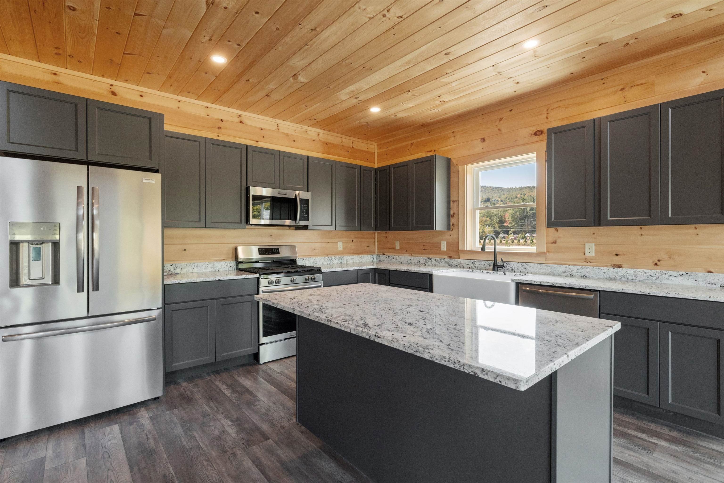 Thornton, New Hampshire, 03285, United States, 3 Bedrooms Bedrooms, ,3 BathroomsBathrooms,Residential,For Sale,1974292