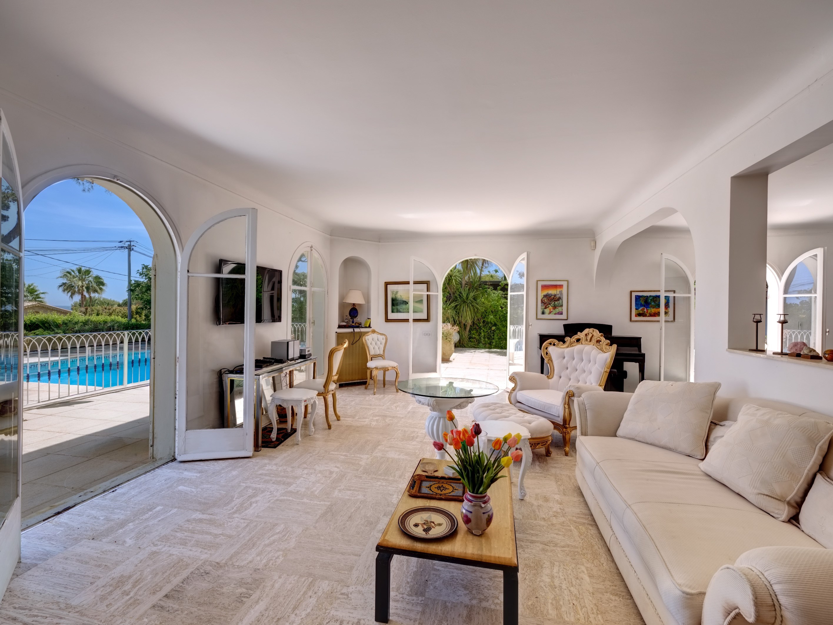  Cap d’Antibes villa with sea views pool and exceptional renovation potential - 物件實景