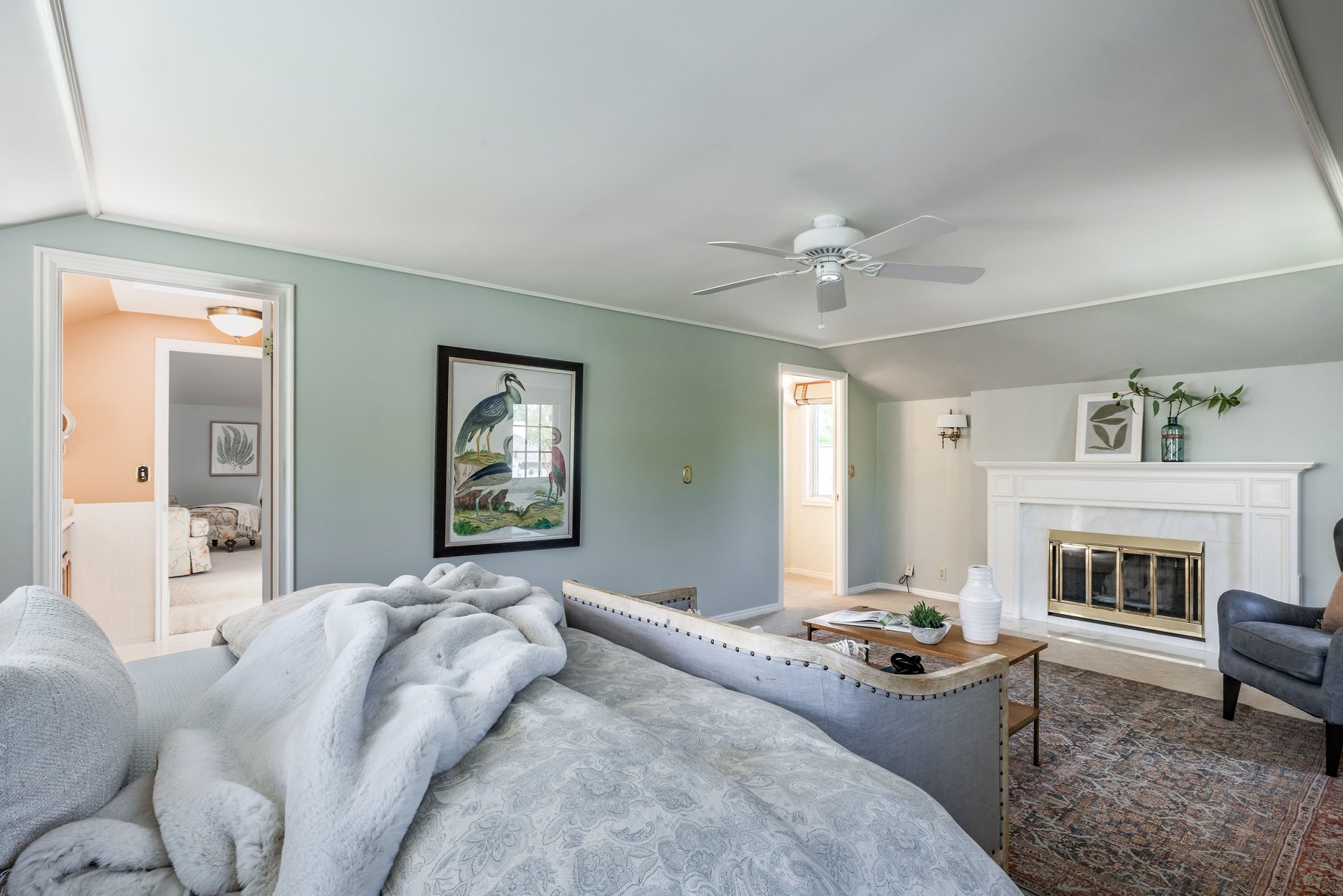  Exceptional Country Club Two-Story - 物件實景