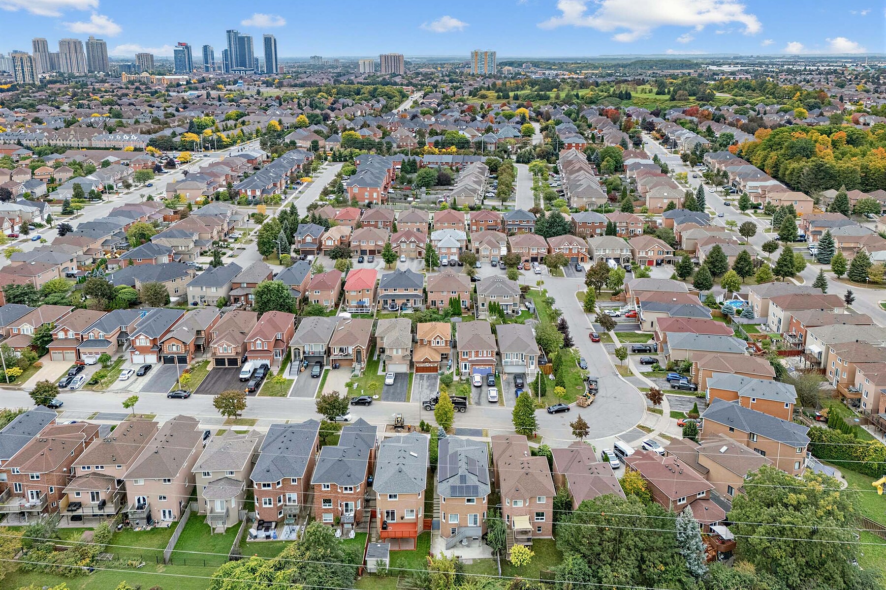  Hurontario Family Retreat - 物件實景