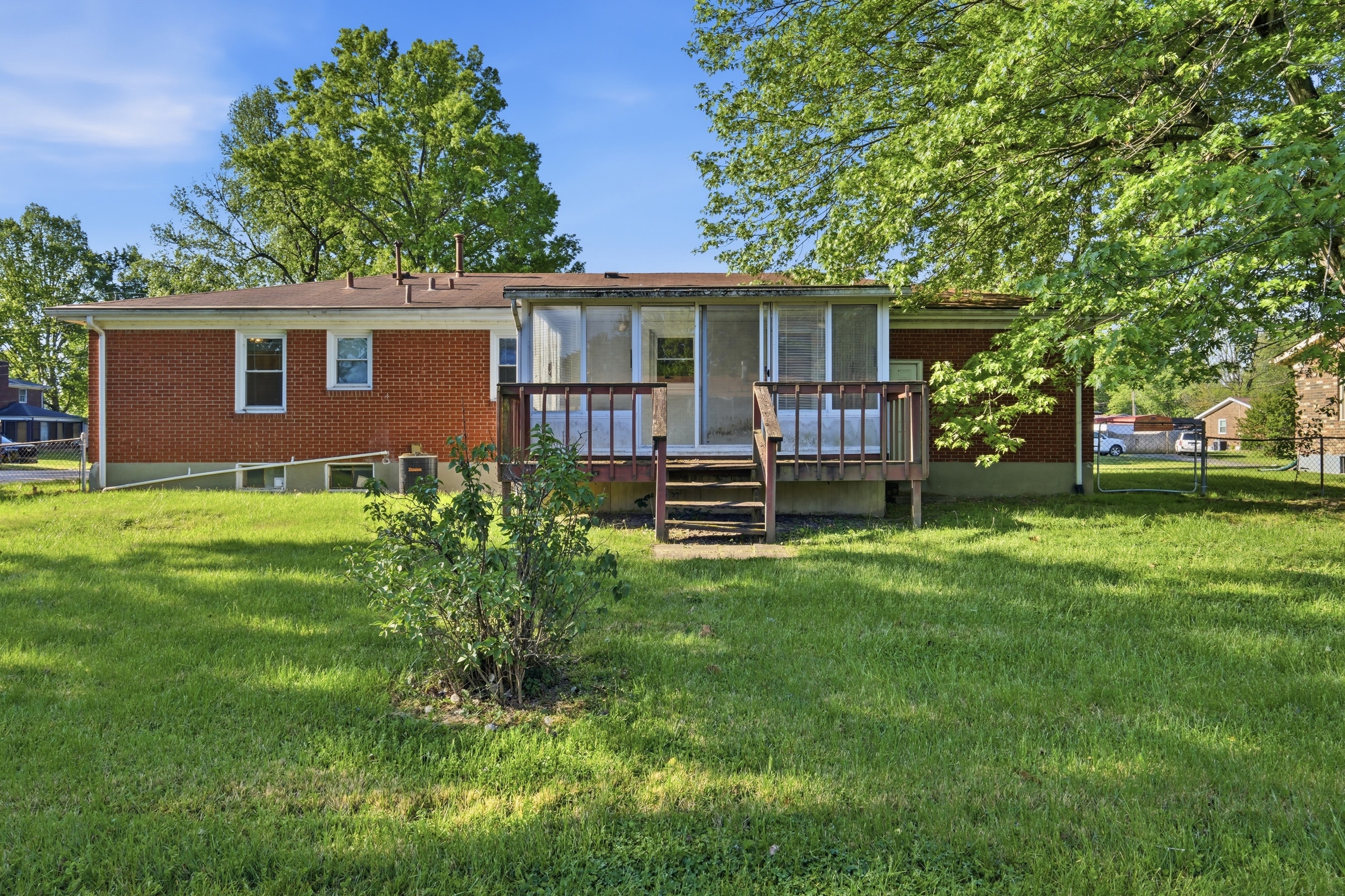  7003 Sunny Vale Way, Louisville, KY 40272 - 物件實景