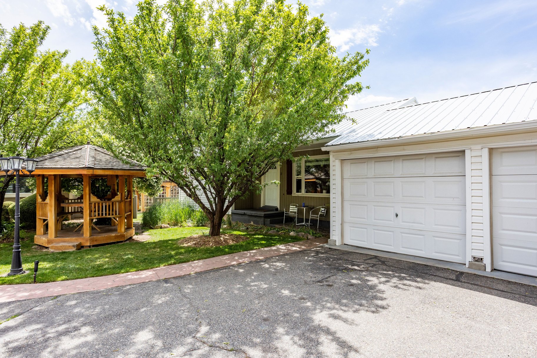  Multifamily Homestead in the Heart of Holladay - 物件實景