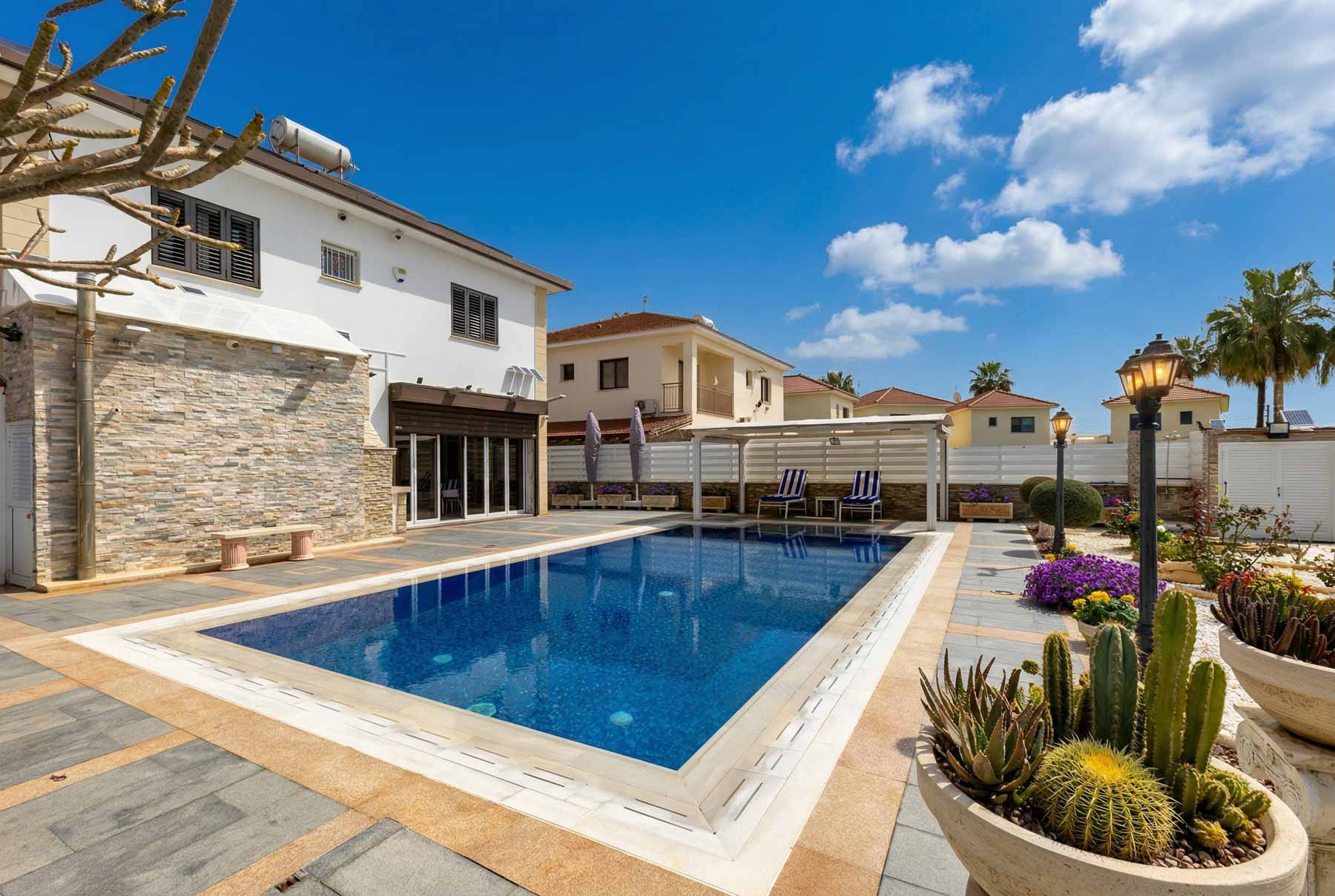  Four Bedroom Detached House with Private Pool in Pyla, Larnaca - 物件實景