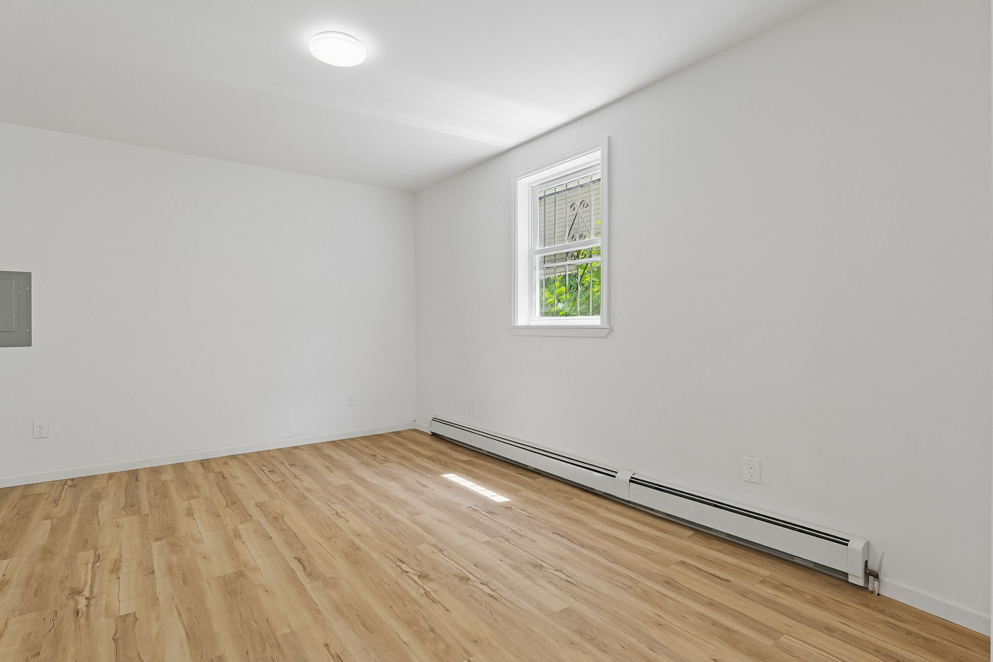  55 Hawkins Street, Newark, NJ 07105 - 物件實景