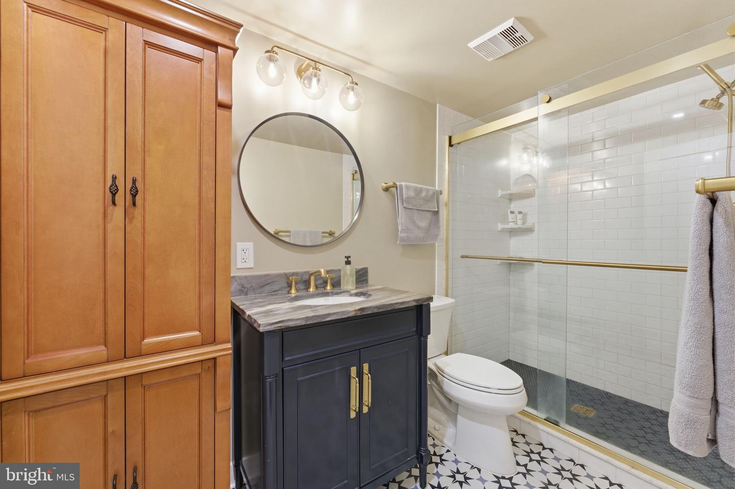 Kensington, Maryland, 20895, United States, 3 Bedrooms Bedrooms, ,2 BathroomsBathrooms,Residential,For Sale,1999038