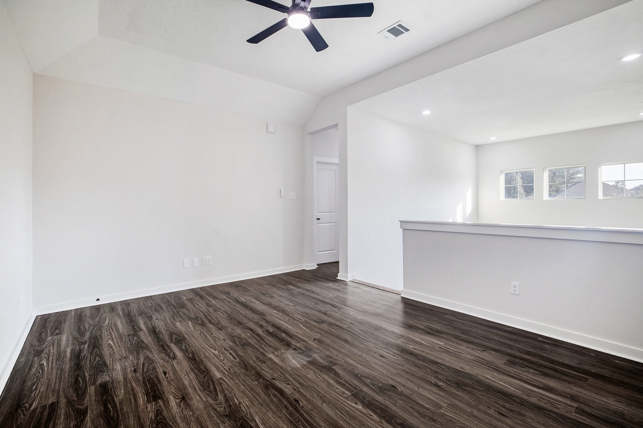 Tomball, Texas, 77375, United States, 4 Bedrooms Bedrooms, ,4 BathroomsBathrooms,Residential,For Sale,1956525