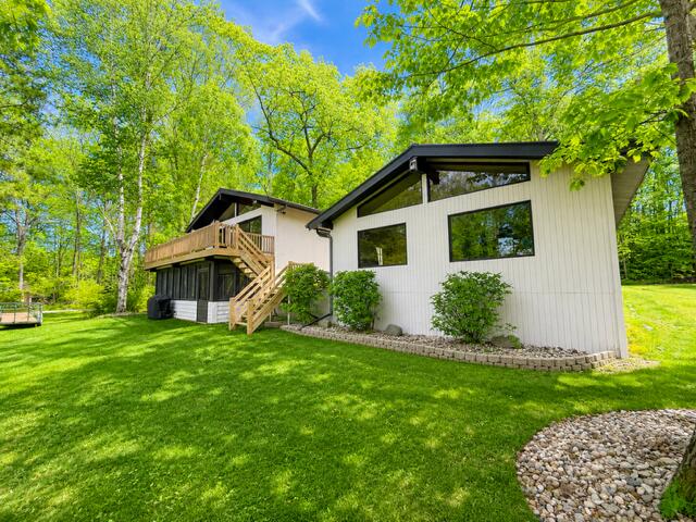 Mecosta, Michigan, 49332, United States, 4 Bedrooms Bedrooms, ,6 BathroomsBathrooms,Residential,For Sale,2048361