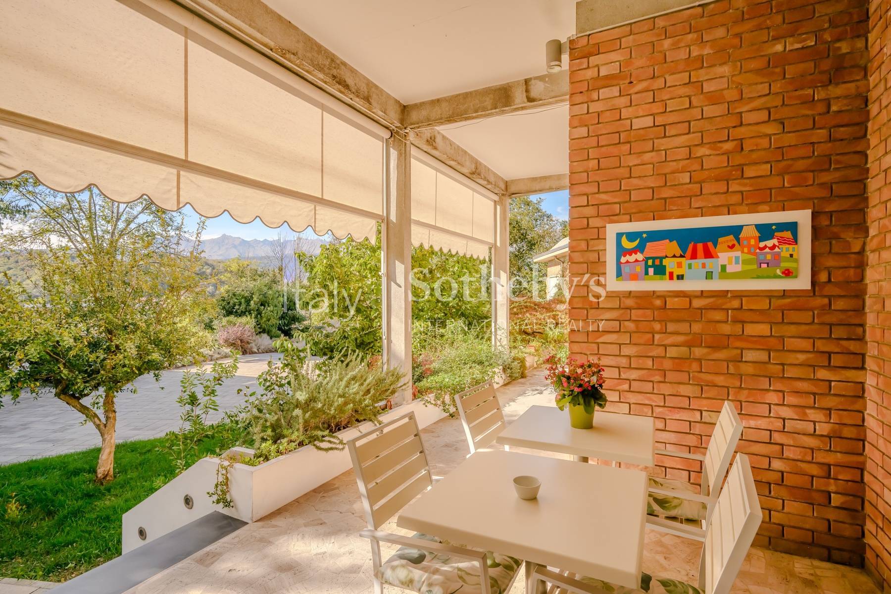  Modern villa surrounded by nature - 物件實景