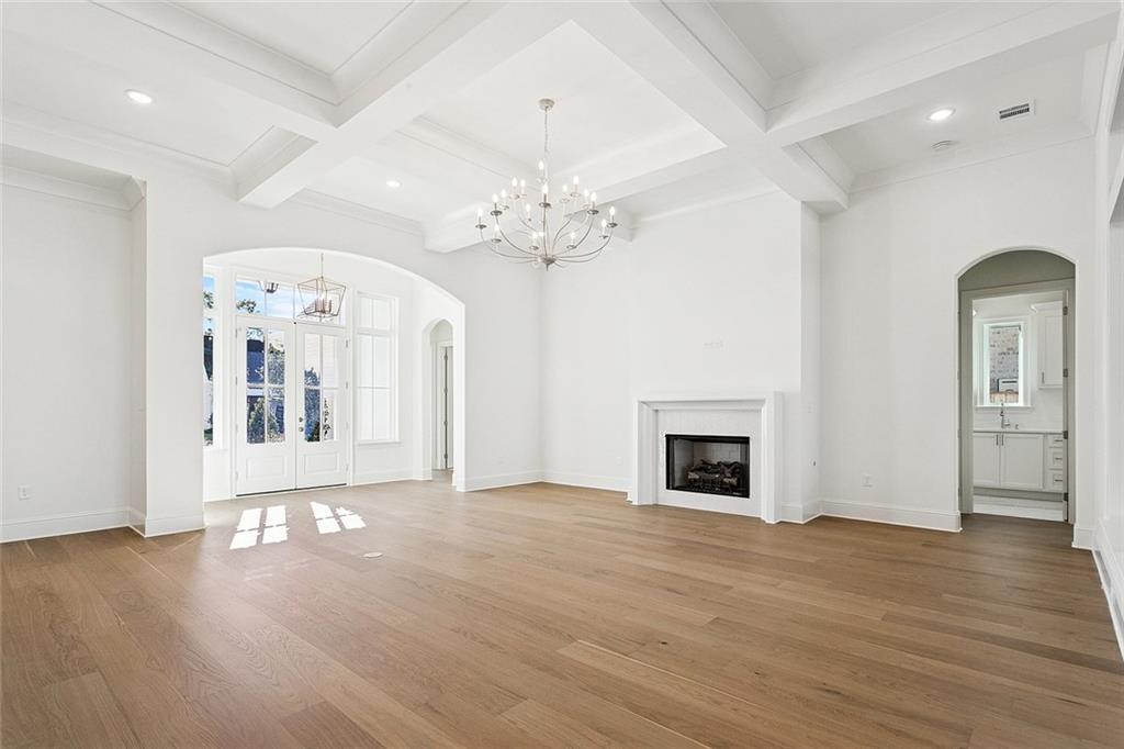 Covington, Louisiana, 70433, United States, 4 Bedrooms Bedrooms, ,3 BathroomsBathrooms,Residential,For Sale,1989421