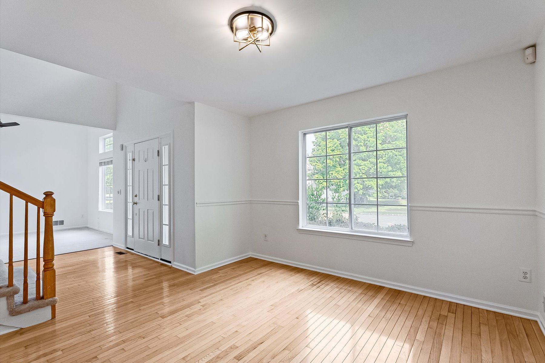  ?Country Oaks? Colonial Home Provides Comfort and Space in a Great Location - 物件實景