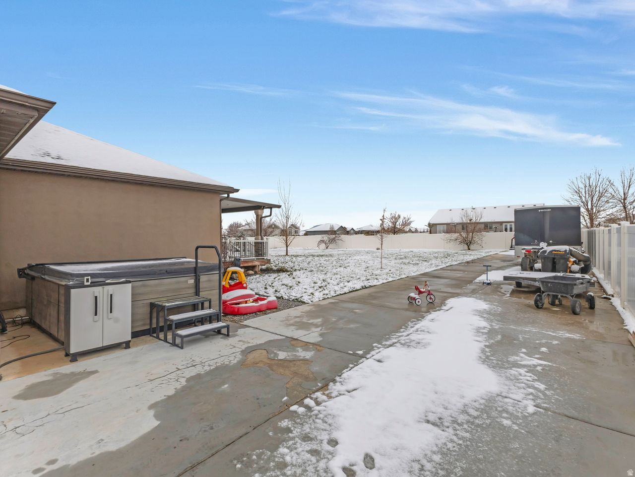 Grantsville, Utah, 84029, United States, 6 Bedrooms Bedrooms, ,3 BathroomsBathrooms,Residential,For Sale,2003482