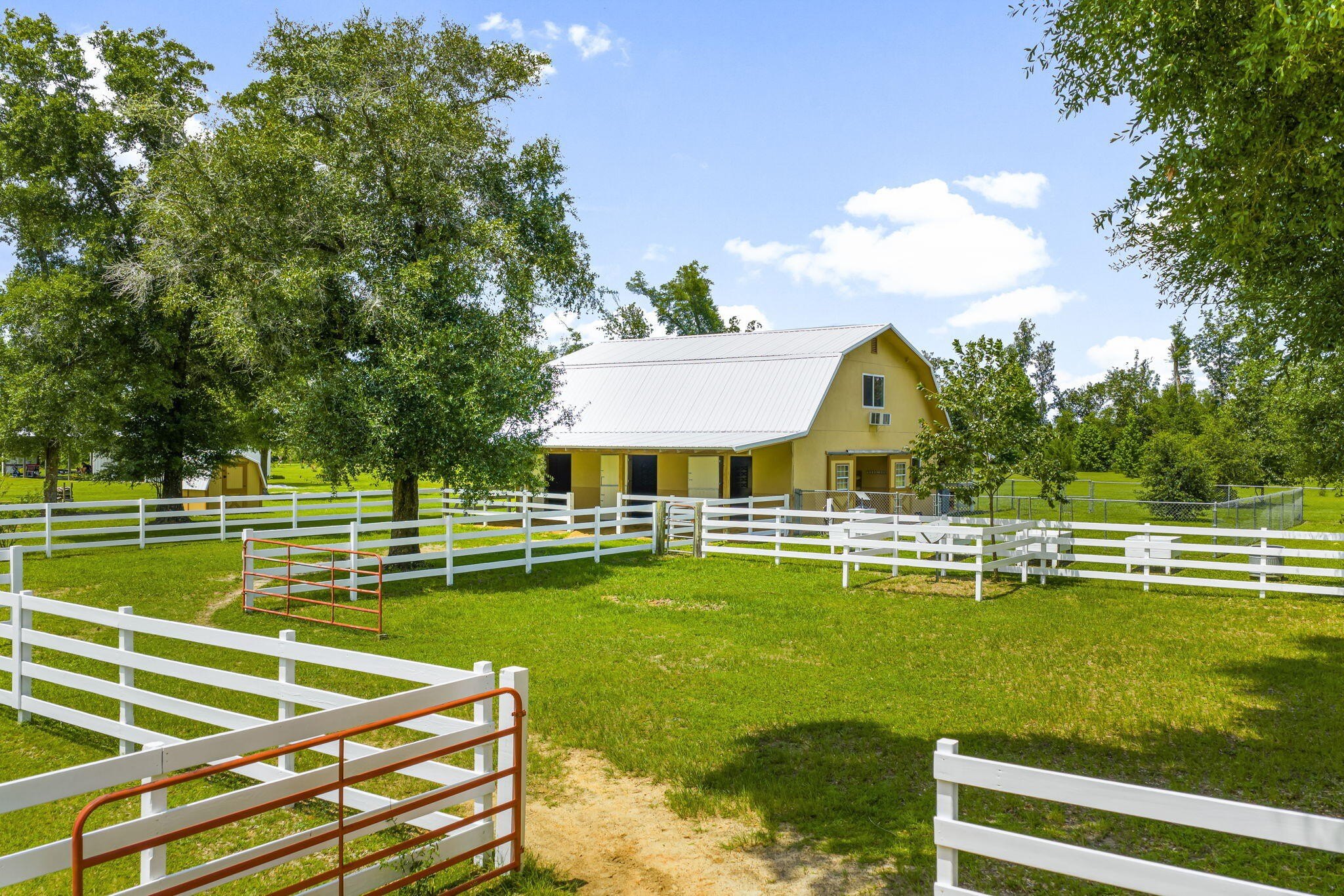 Youngstown, Florida, 32466, United States, 6 Bedrooms Bedrooms, ,6 BathroomsBathrooms,Residential,For Sale,1981831