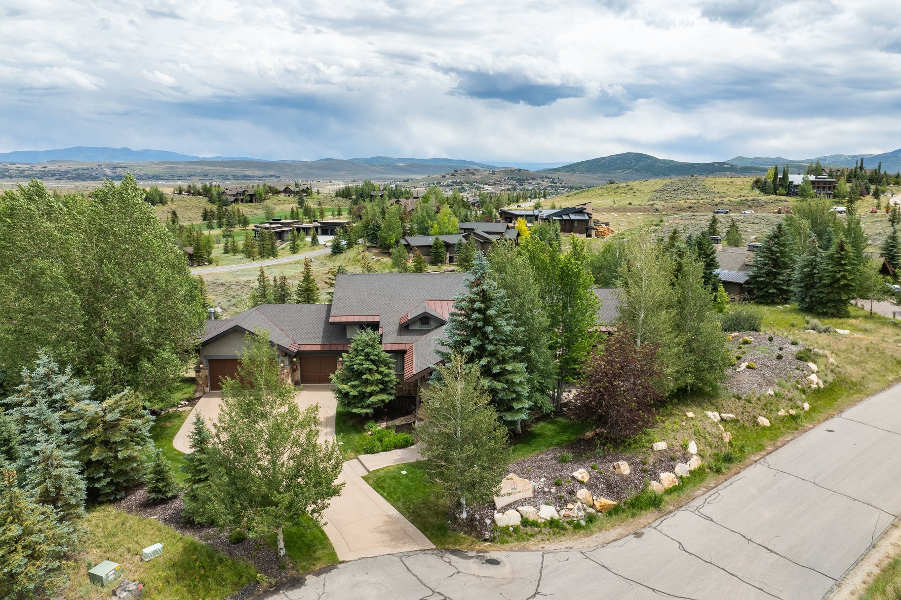  Spacious Glenwild Home with Resort Views, Private Guest Suite and Expansive Yard - 物件實景