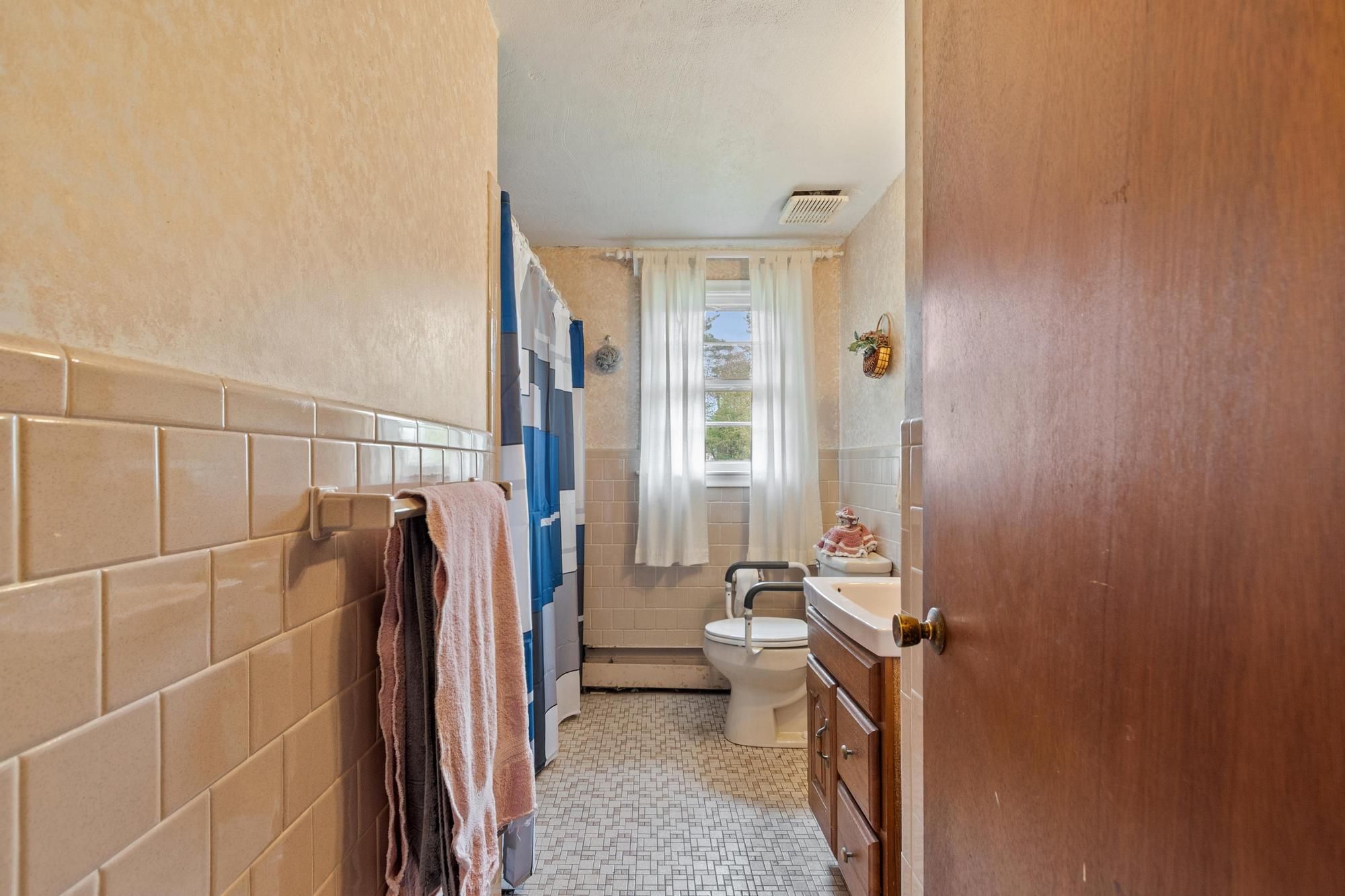  10 Meadowglen Road, Billerica, MA, 01862 - 物件實景