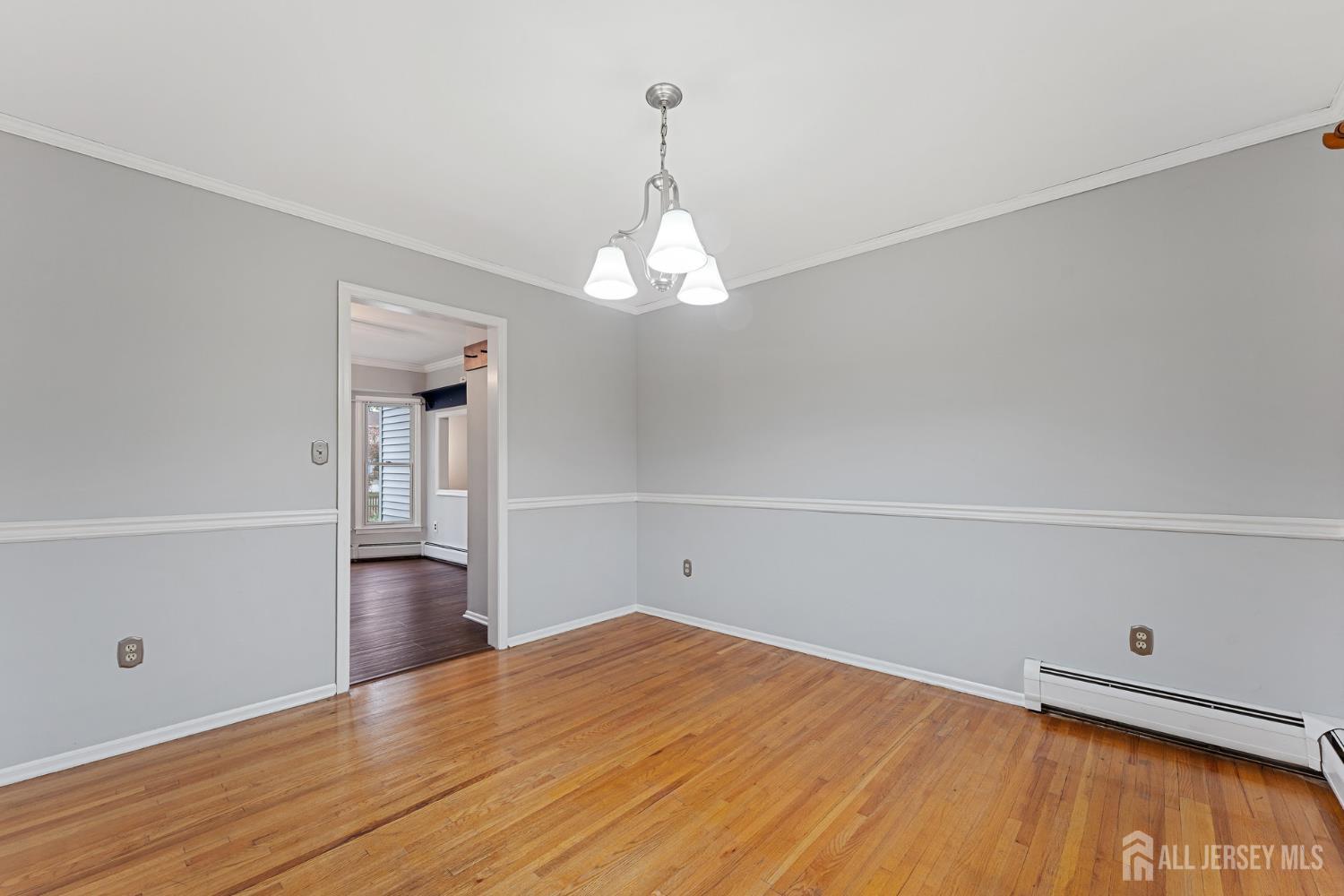 Middlesex, New Jersey, 08846, United States, 4 Bedrooms Bedrooms, ,3 BathroomsBathrooms,Residential,For Sale,1968933