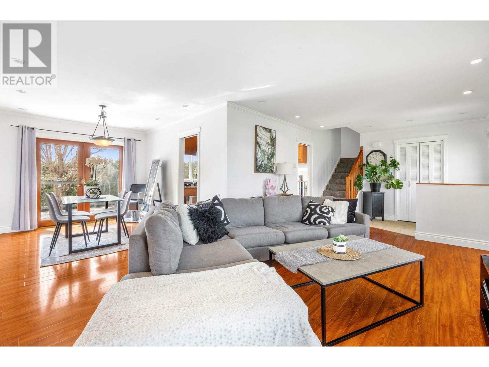 WEST KELOWNA, British Columbia, V1Z 1Z4, CA, 5 Bedrooms Bedrooms, ,1 BathroomBathrooms,Residential,For Sale,1836903