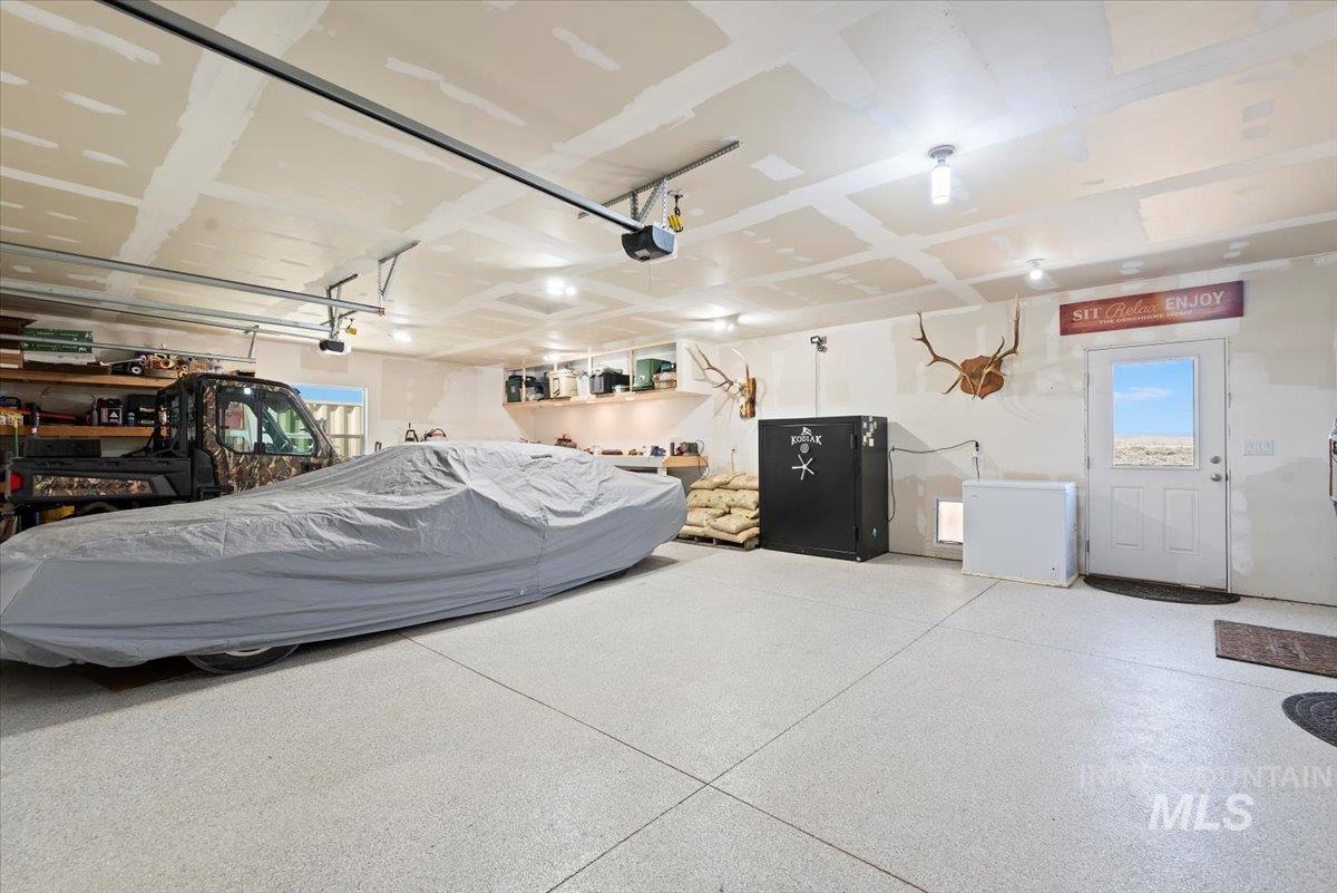 Boise, Idaho, 83716, United States, 4 Bedrooms Bedrooms, ,2 BathroomsBathrooms,Residential,For Sale,1990329