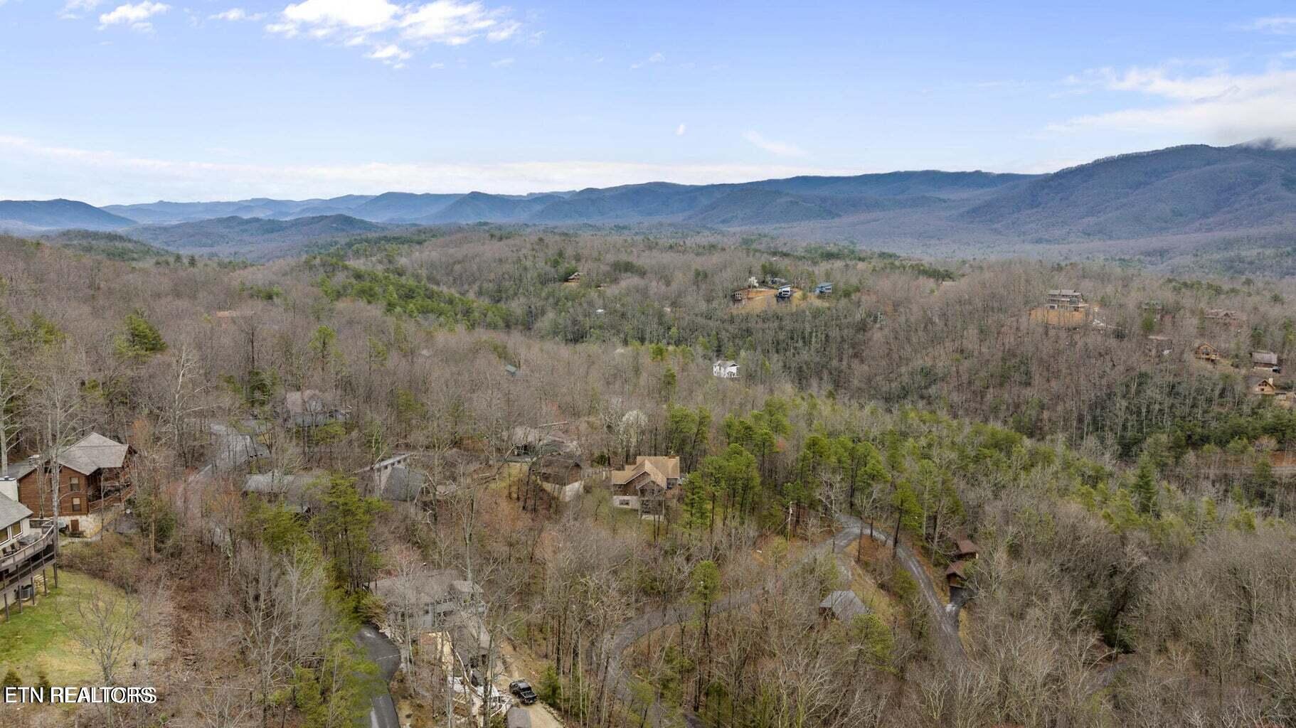 922 Scenic Tr, Gatlinburg, Tennessee, 37738, United States, 3 Bedrooms Bedrooms, ,3 BathroomsBathrooms,Residential,For Sale,922 Scenic Tr,1483117