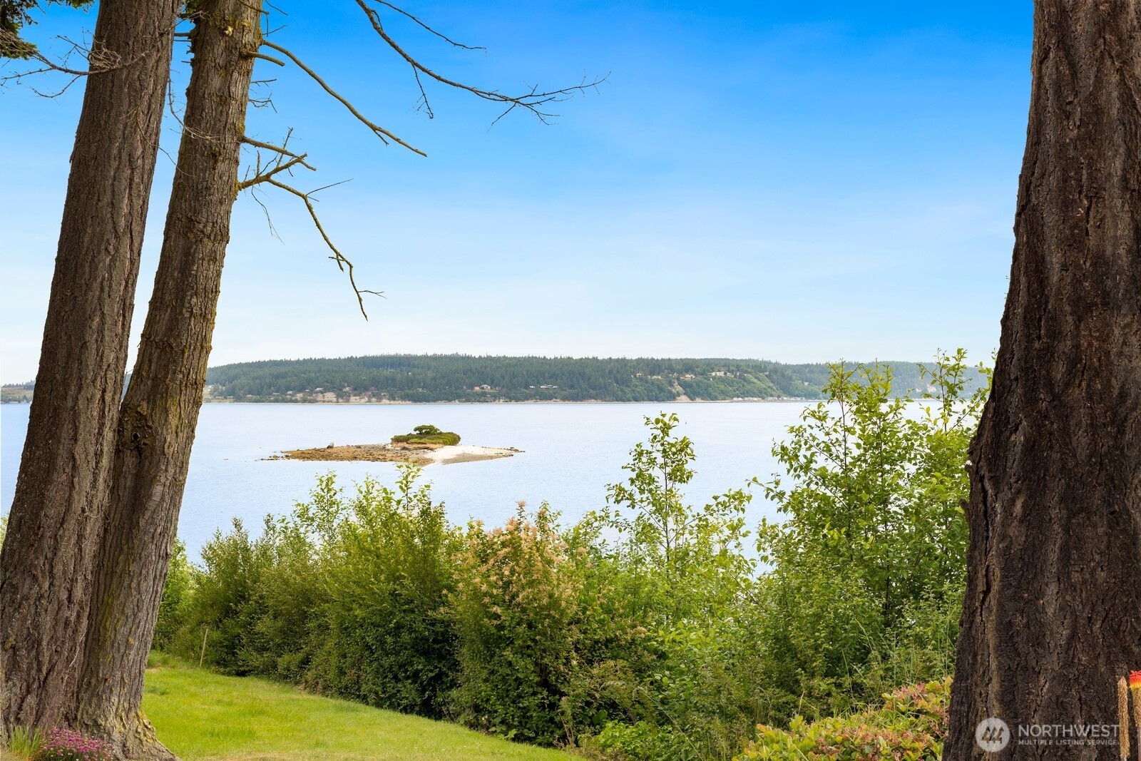 Langley, Washington, 98260, United States, 2 Bedrooms Bedrooms, ,1 BathroomBathrooms,Residential,For Sale,1848332