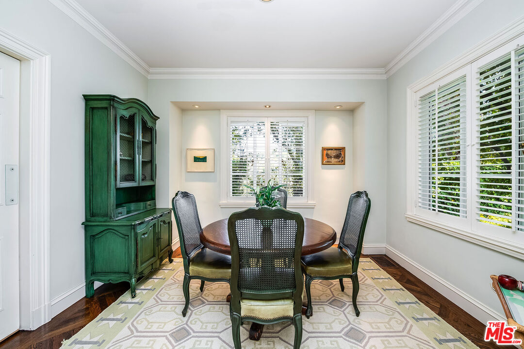 Los Angeles, California, 90077, United States, 7 Bedrooms Bedrooms, ,6 BathroomsBathrooms,Residential,For Sale,1819954