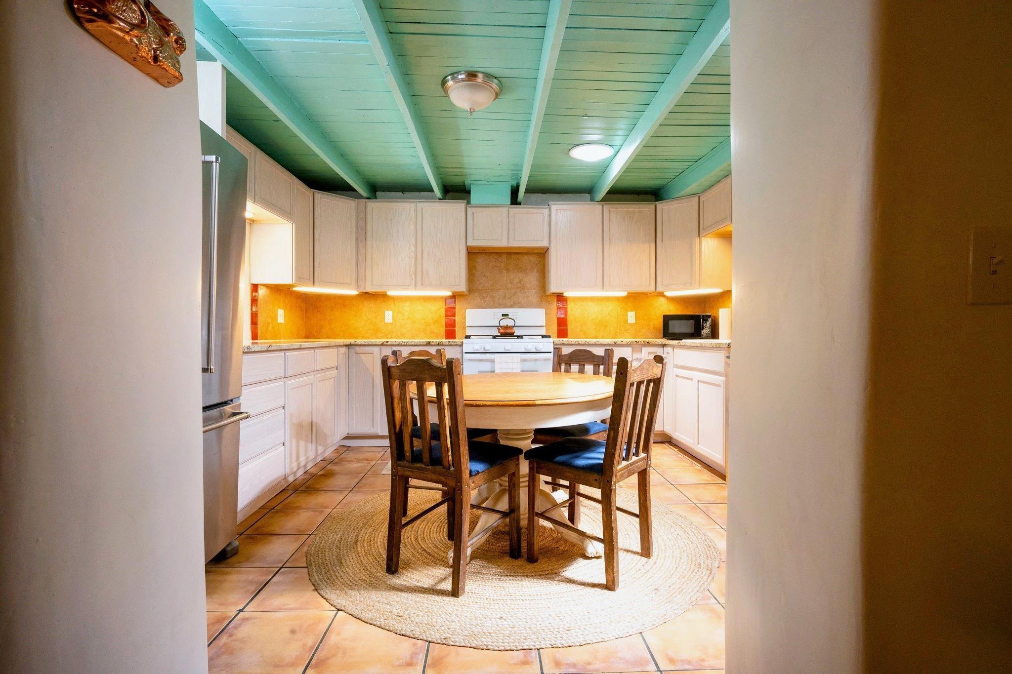 Ranchos De Taos, New Mexico, 87557, United States, 3 Bedrooms Bedrooms, ,3 BathroomsBathrooms,Residential,For Sale,1688394