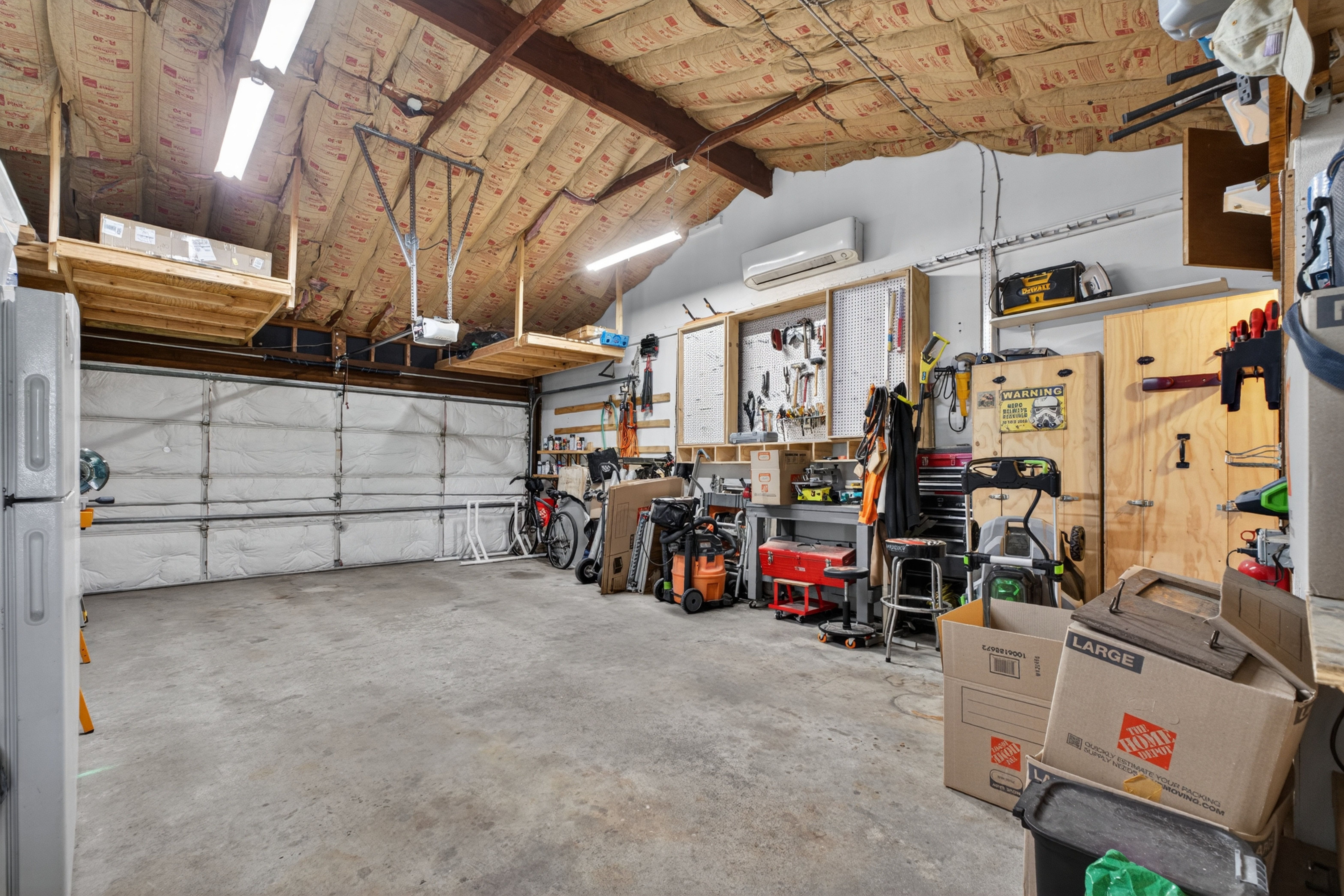  Charming Ranch in Sought-After Tam O’Shanter with Modern Upgrades - 物件實景