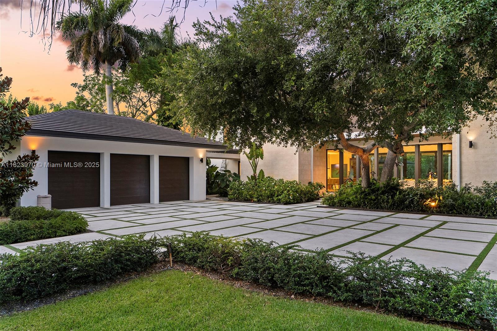 Pinecrest, Florida, 33156, United States, 7 Bedrooms Bedrooms, ,9 BathroomsBathrooms,Residential,For Sale,1885152