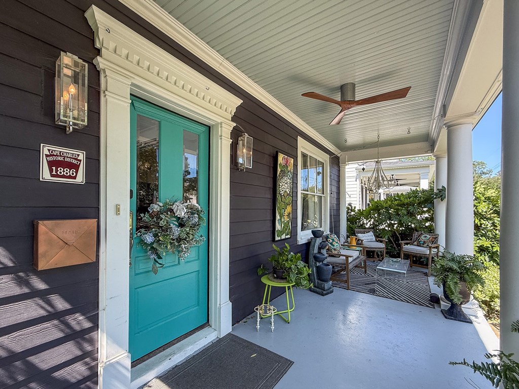 Cape Charles, Virginia, 23310, United States, 3 Bedrooms Bedrooms, ,3 BathroomsBathrooms,Residential,For Sale,1875371