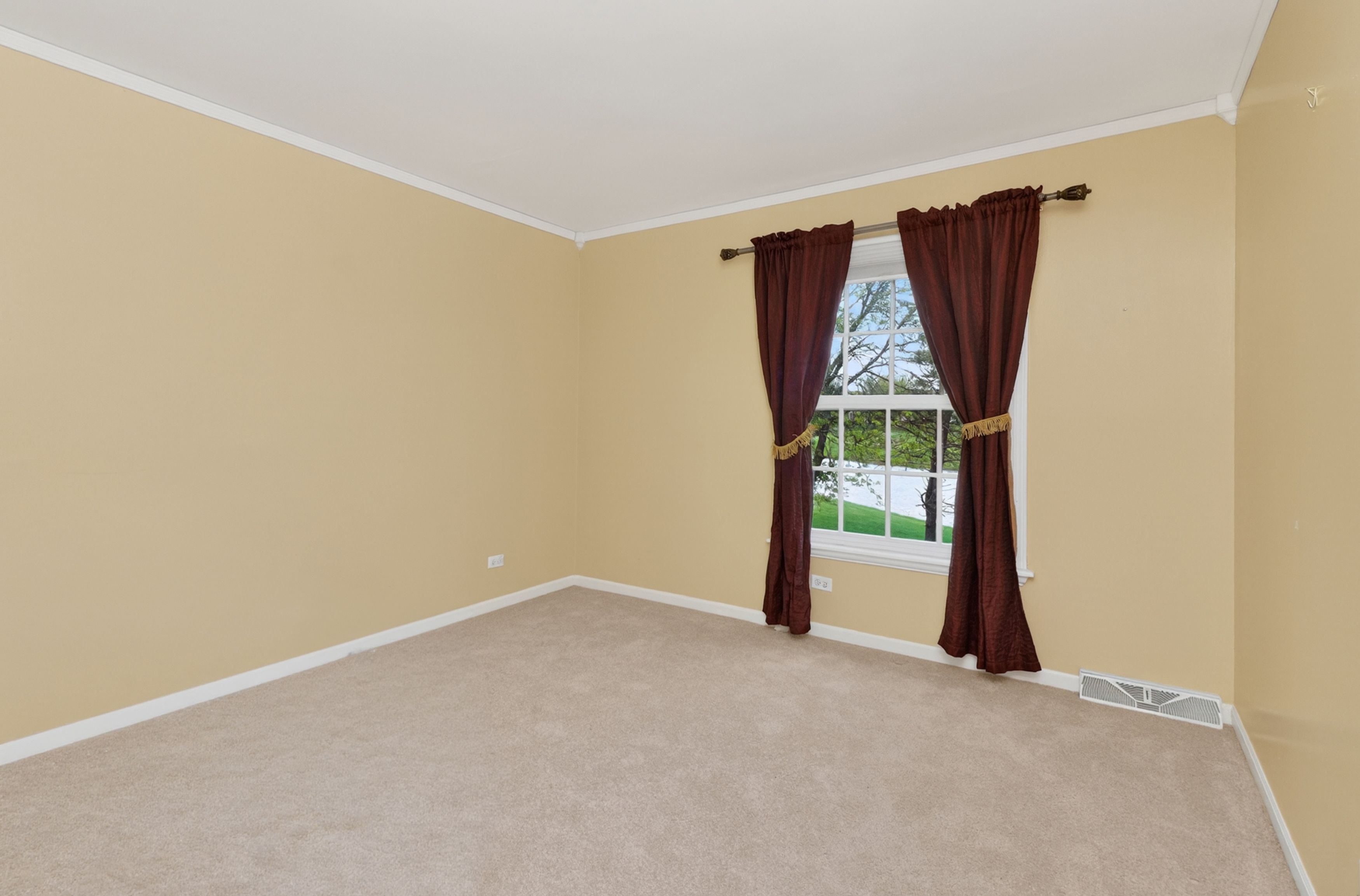  26W248 Tuckaway Court, Winfield, IL, 60190 - 物件實景