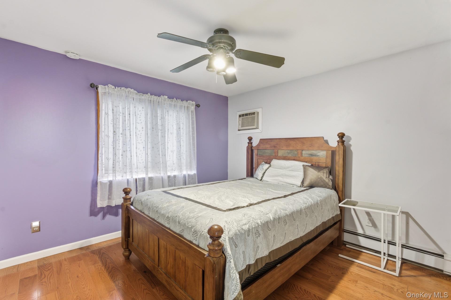 Lindenhurst, New York, 11757, United States, 3 Bedrooms Bedrooms, ,1 BathroomBathrooms,Residential,For Sale,1963707