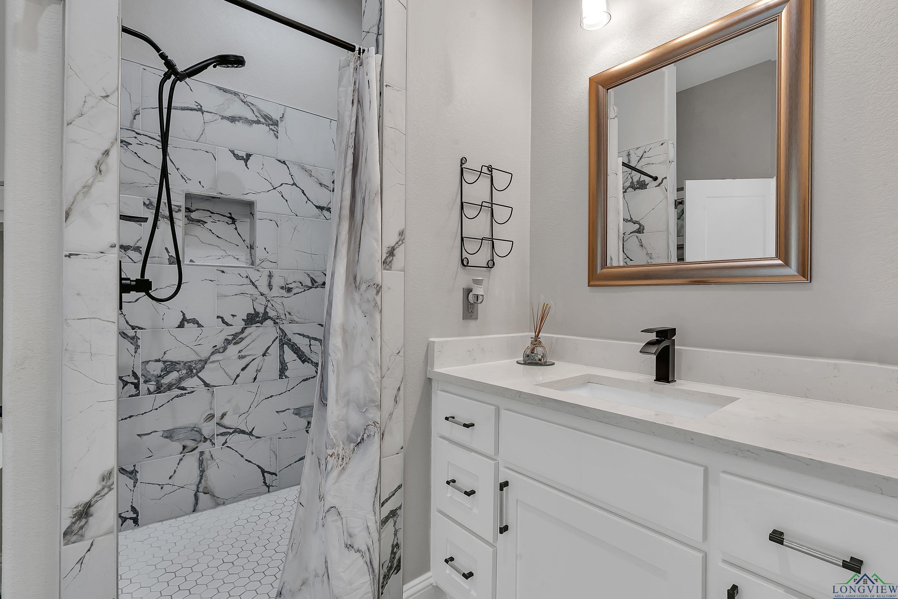 Tatum, Texas, 75691, United States, 3 Bedrooms Bedrooms, ,3 BathroomsBathrooms,Residential,For Sale,1793064