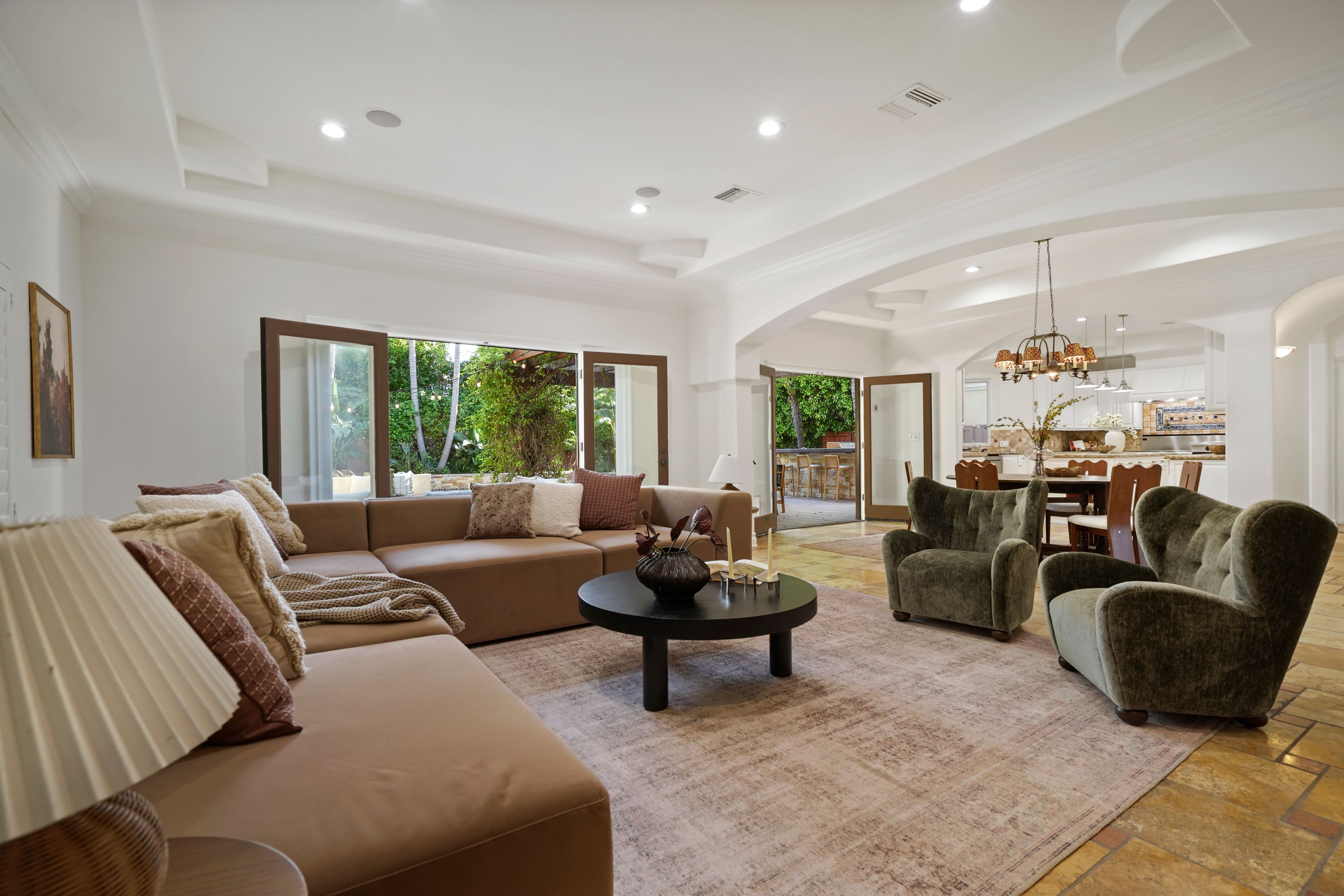  13164 Magnolia Boulevard - 物件實景