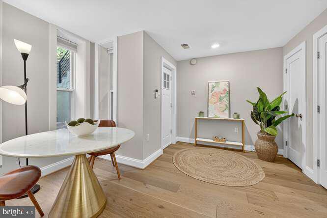 Washington, District of Columbia, 20009, United States, 2 Bedrooms Bedrooms, ,1 BathroomBathrooms,Residential,For Sale,1937571