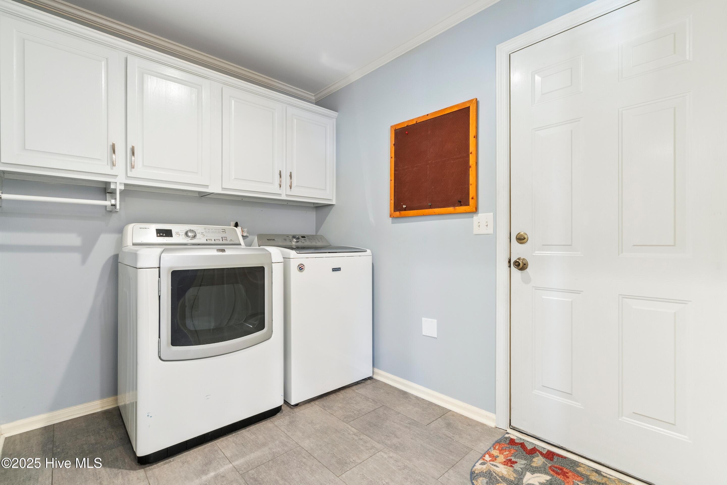 Wilmington, North Carolina, 28409, United States, 4 Bedrooms Bedrooms, ,3 BathroomsBathrooms,Residential,For Sale,1967637