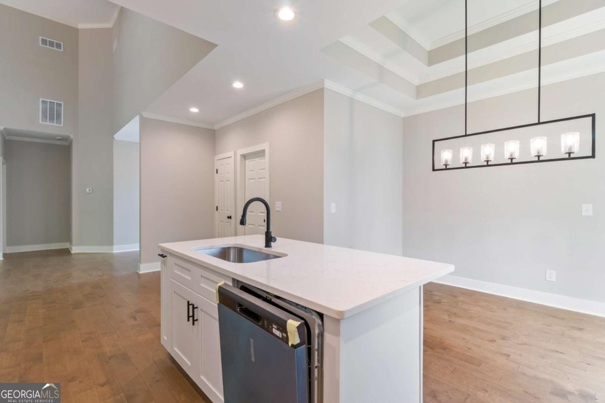 Athens, Georgia, 30605, United States, 3 Bedrooms Bedrooms, ,2 BathroomsBathrooms,Residential,For Sale,1906497