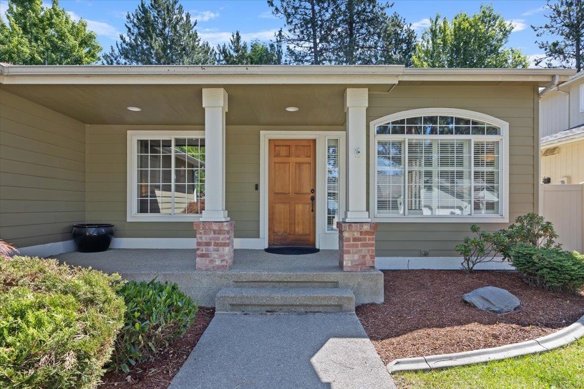 Spokane, Washington, 99223, United States, 3 Bedrooms Bedrooms, ,2 BathroomsBathrooms,Residential,For Sale,1891426