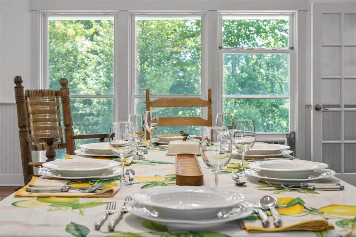 Stowe, Vermont, 05672, United States, 4 Bedrooms Bedrooms, ,3 BathroomsBathrooms,Residential,For Sale,1890997